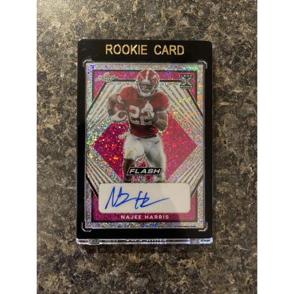 NFL 2021 Najee Harris Leaf Flash Pink Sparkle 1/15 Autographed Rookie Card AZ16